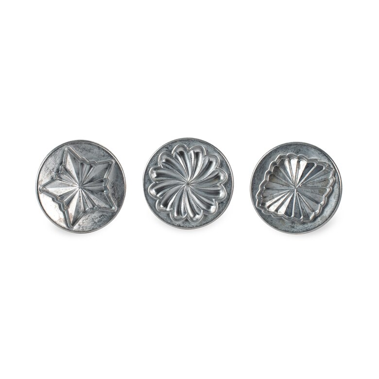 Pretty Pleated Cookie Stamps View 1