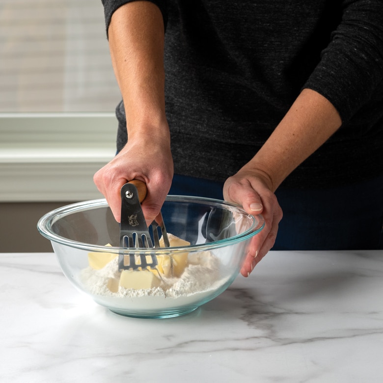 Pastry Blender View 2