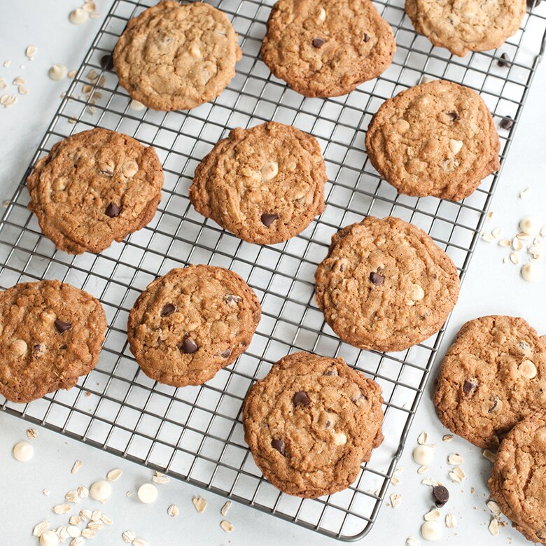 Large Baking & Cooling Grid View 2