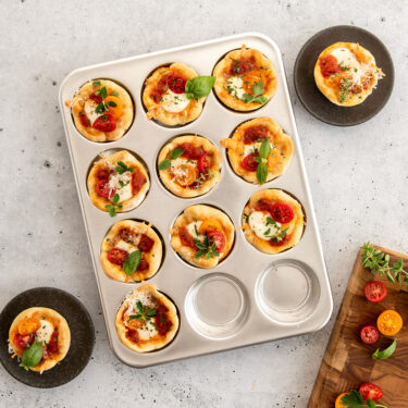 Visit Margherita Pizza Bites Recipe
