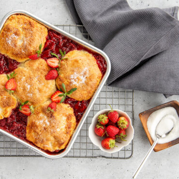 Nordic Ware aluminum square cake pan with golden fruit shortbread crisp, natural silver finish