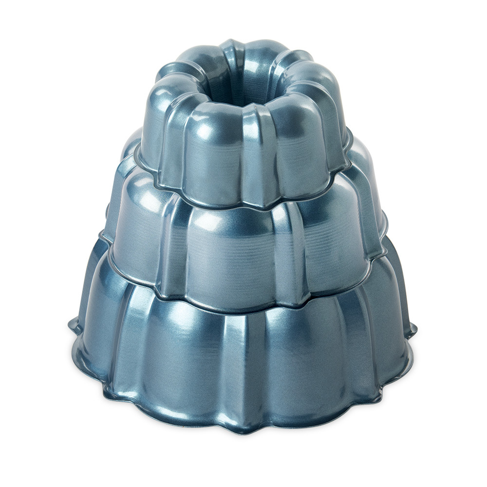 3 Piece Tiered Bundt® Pan Set View 1