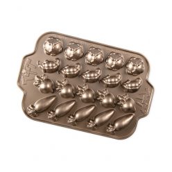 Visit Garden Patch Veggie Cakelet Pan