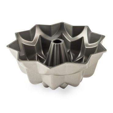 Nordic Ware Vintage Star bundt pan interior, aluminum with silver nonstick coating, star-shaped fluted design