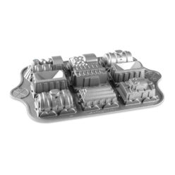 Visit Train Cake Pan