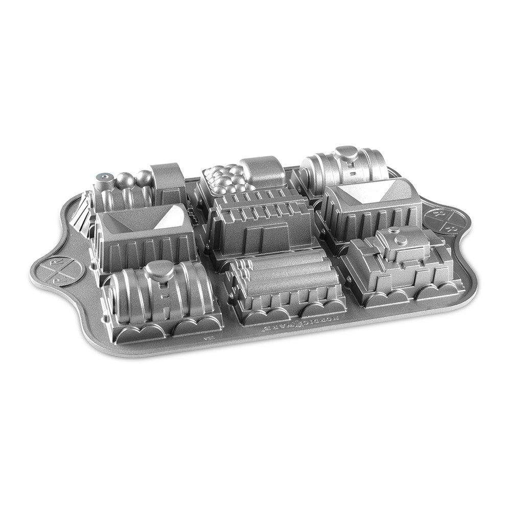 Train Cake Pan View 1