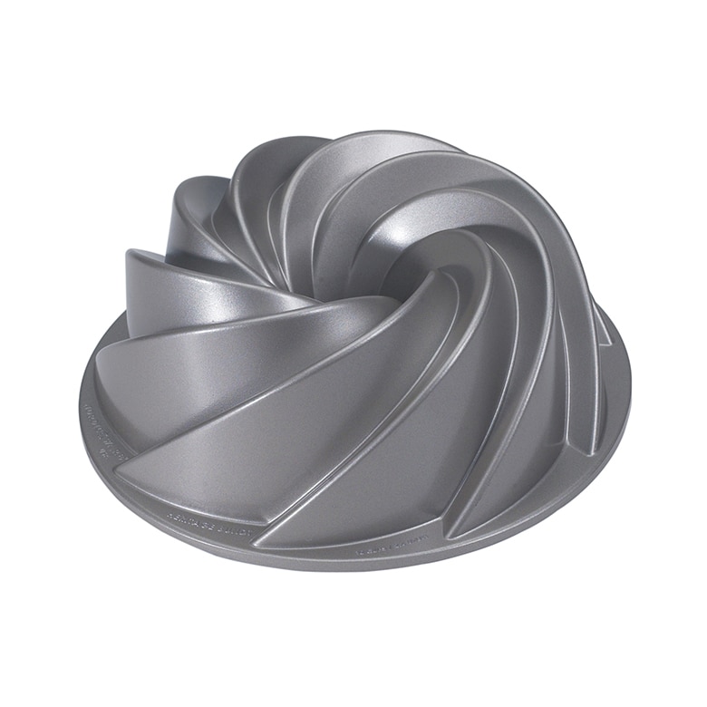 Silver Heritage Bundt® Pan View 1