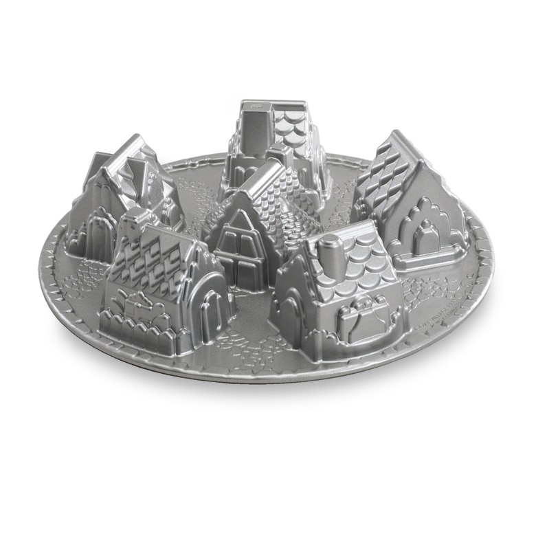 Cozy Village Pan View 1