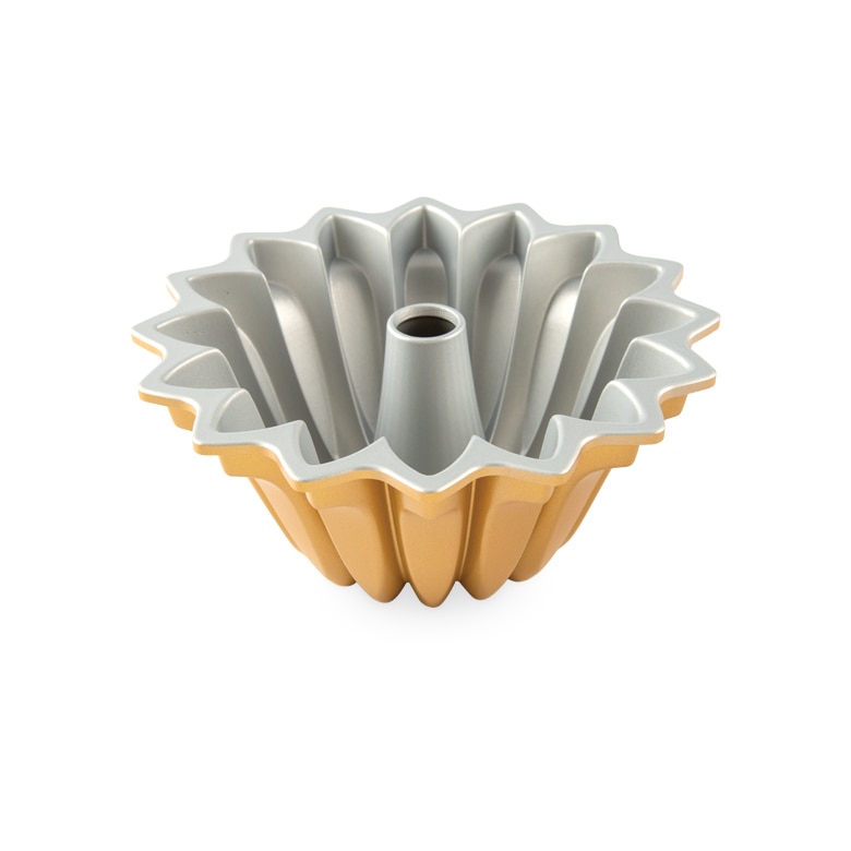 Lotus Bundt® Pan View 2