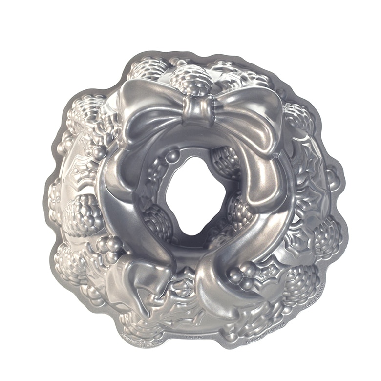 Holiday Wreath Pan View 1