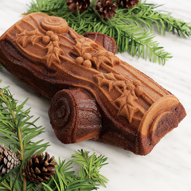 Buche De Noel Yule Log Pan View 2