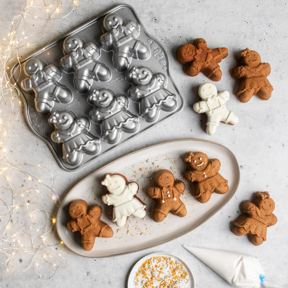 Gingerbread Kids Cakelet Pan View 2