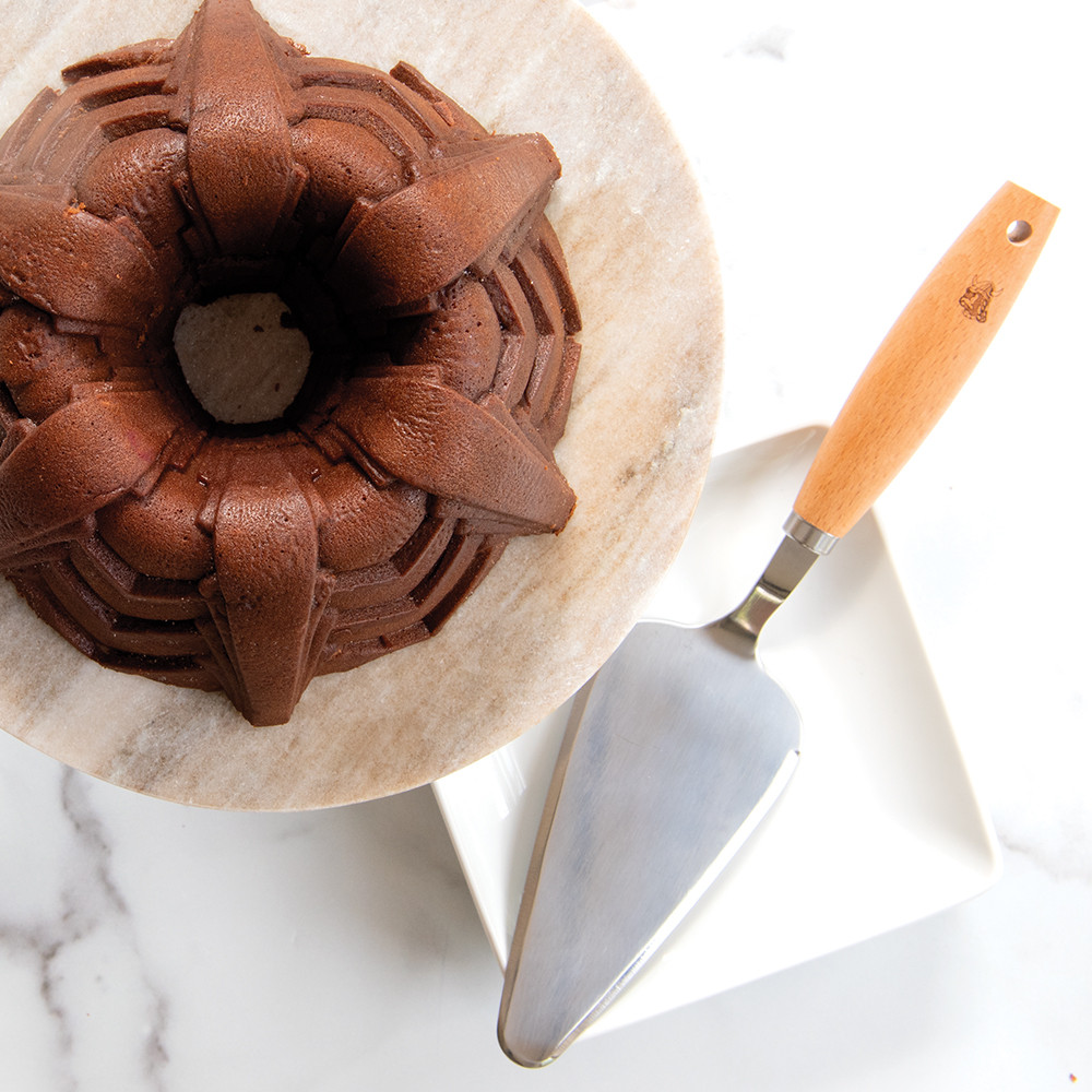 Cake Server View 2