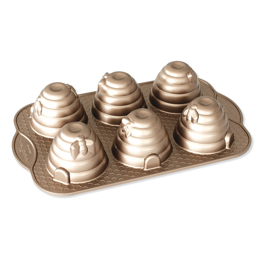 Beehive Cakelet Pan View 1