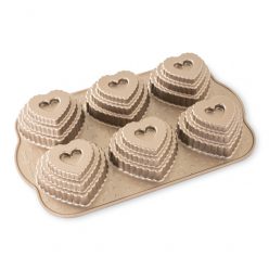 Visit Tiered Heart Cakelet Pan