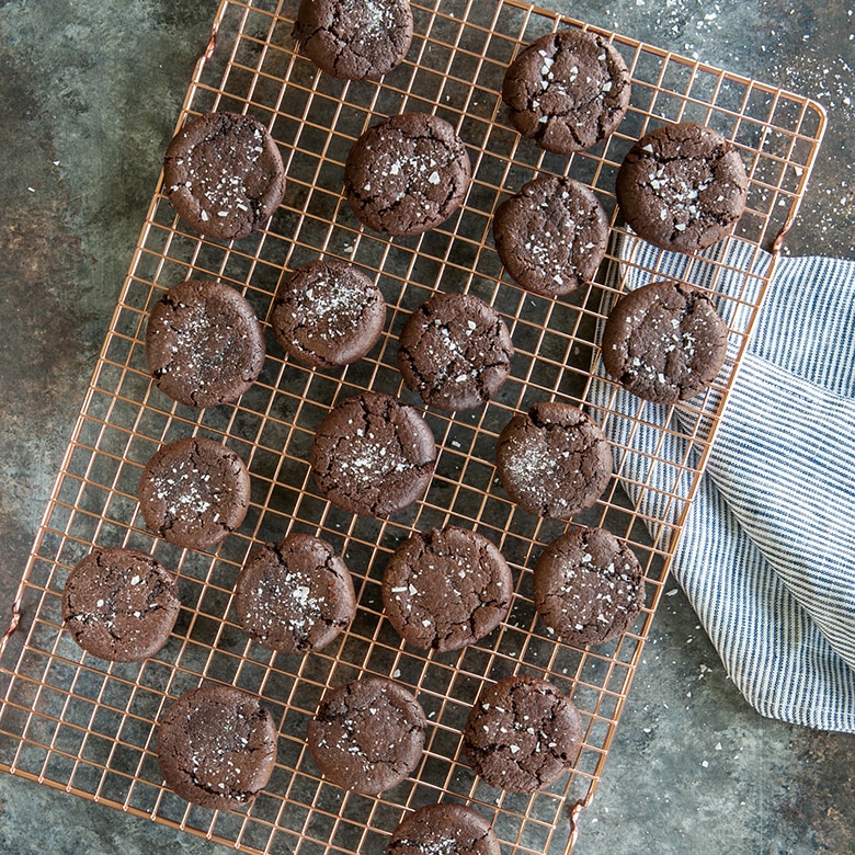 Large Copper-Plated Cooling Rack View 2