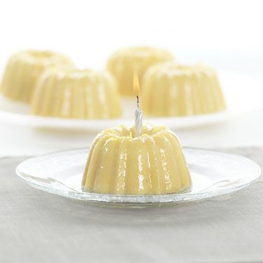 Visit Lemon Anniversary Cakelets Recipe