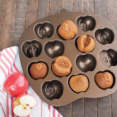 Visit Gluten Free Apple Slice Cakelets Recipe