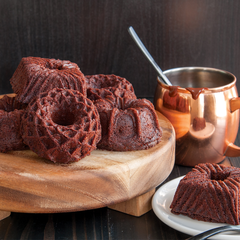 Visit Chocolate Almond Geo Bundlette Cakes Recipe
