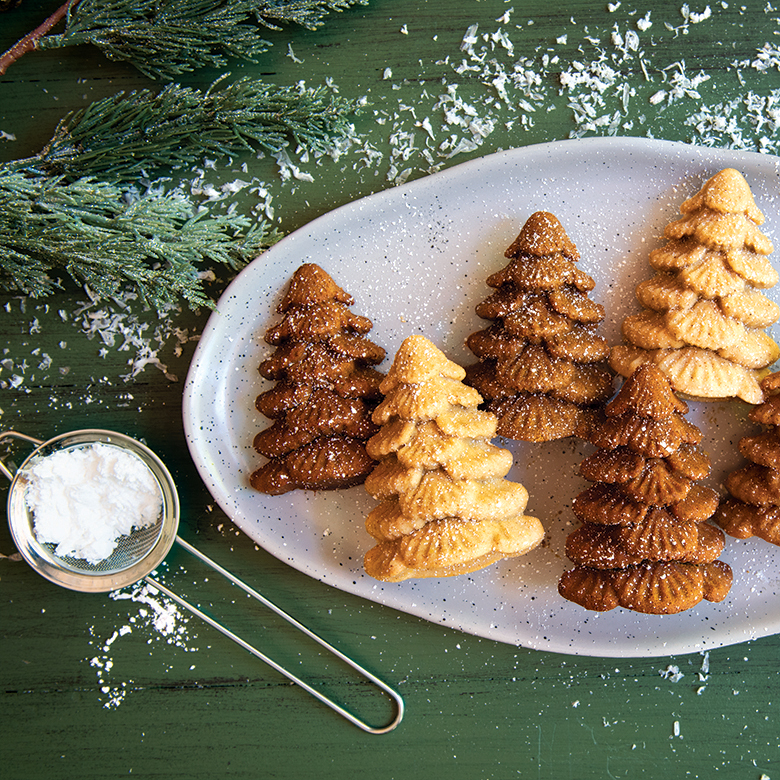 Visit Spiked Gingerbread Cakelets Recipe