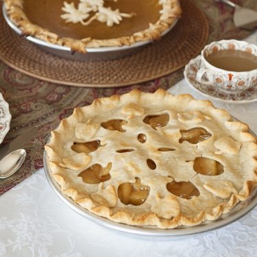 Visit Traditional Apple Pie Recipe