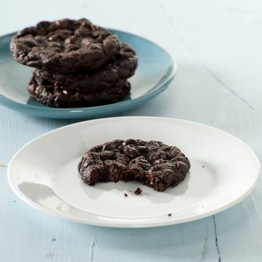 Visit Chocolatly Chocolate Chip Cookies Recipe