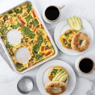 Visit Bacon and Spinach Egg Bagel Sandwiches Recipe