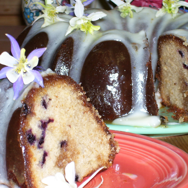 Visit Huckleberry Beary Honey Nut Bundt Cake Recipe