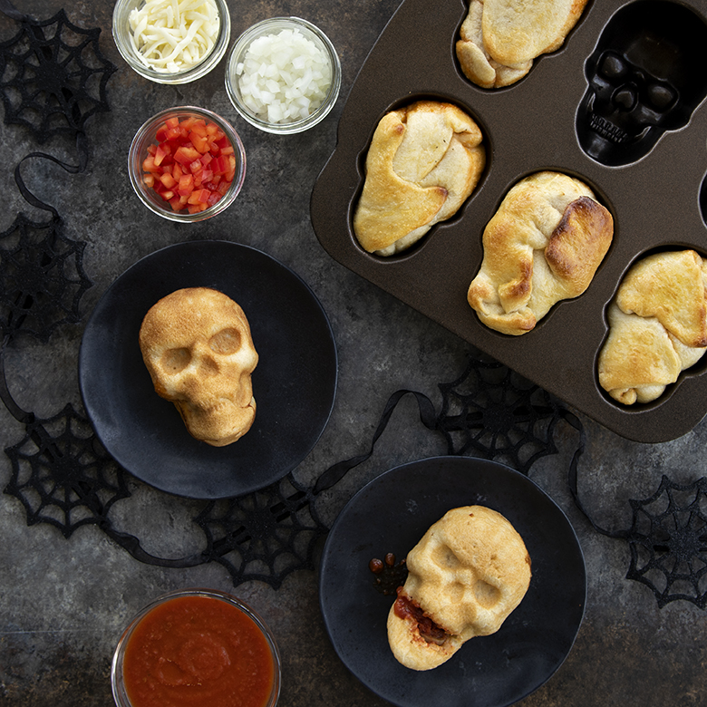 Visit Veggie Pizza Skulls Recipe