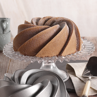 Visit St. Patrick's Day Irish Whiskey Bundt Cake Recipe