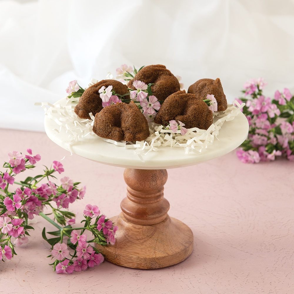 Baby Bunny Bites Cakelet Pan View 2