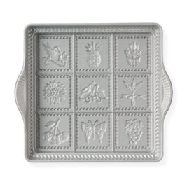 These Ornate Shortbread Pans Will Take Your Favorite Teatime Cookie to the Next Level