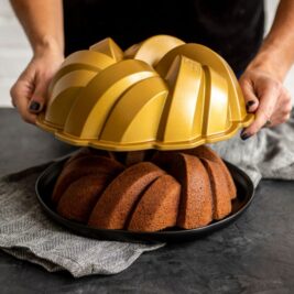 24 Gifts for Cake Bakers