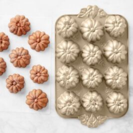 11 Pumpkin Décor Ideas For Ushering In Autumn