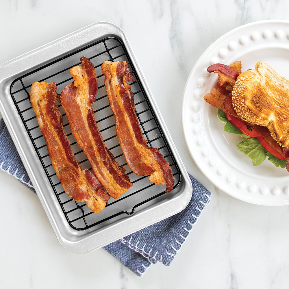 Naturals® Compact Ovenware 2 Piece Broiler Set View 2