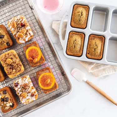 Visit Mini Banana Bread Loaves Recipe
