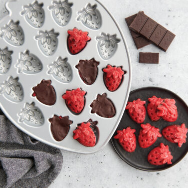 Visit Frozen Dark Chocolate Berry Bites Recipe