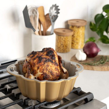 Visit Bundt® Pan Roasted Chicken & Vegetables Recipe