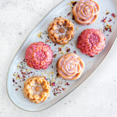 Visit Lemon Champagne Floral Cakelets with Lemon Glaze Recipe
