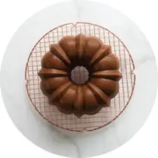 Invert onto cooling rack to cool