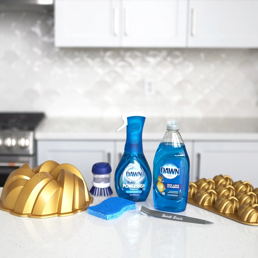 How to clean bundt pans