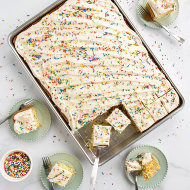 Visit Big Batch Confetti Cake with Buttercream Frosting Recipe