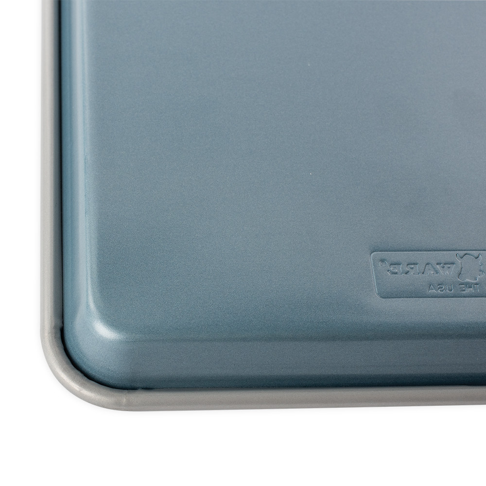 Brilliant Half Sheet Pan, exterior corner closeup