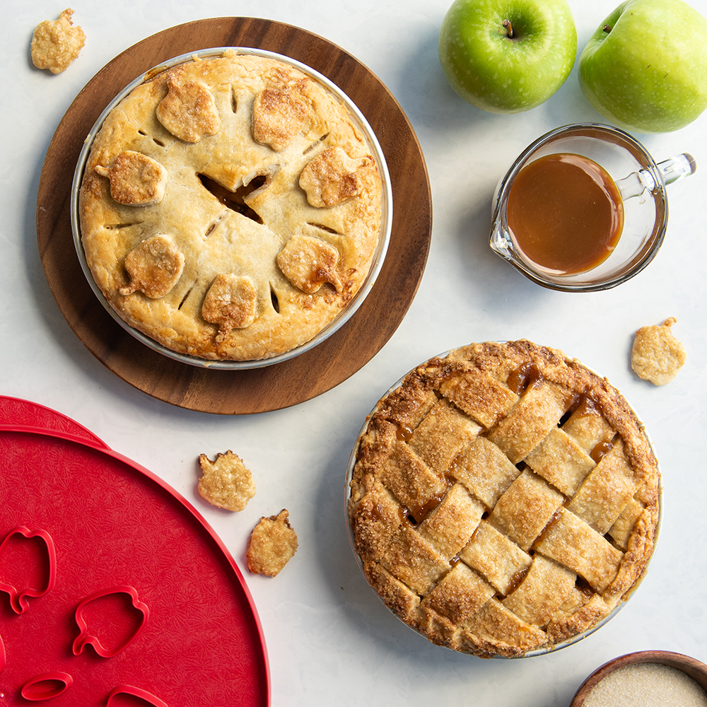 Visit Mini Caramel Apple Pies Recipe