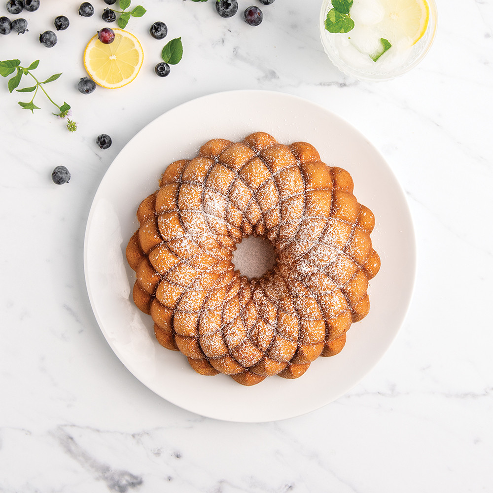 Kaleidoscope Bundt® Pan View 2