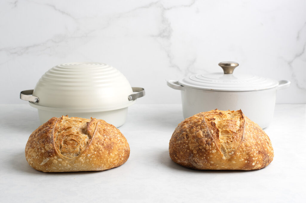 Sourdough Bread: Baking in Aluminized Steel vs. Cast Iron – Which Is Best?