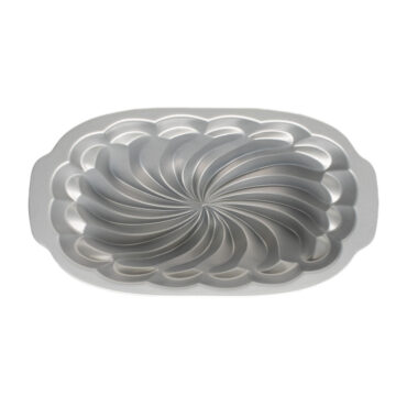 Pirouette Loaf Pan interior, overhead