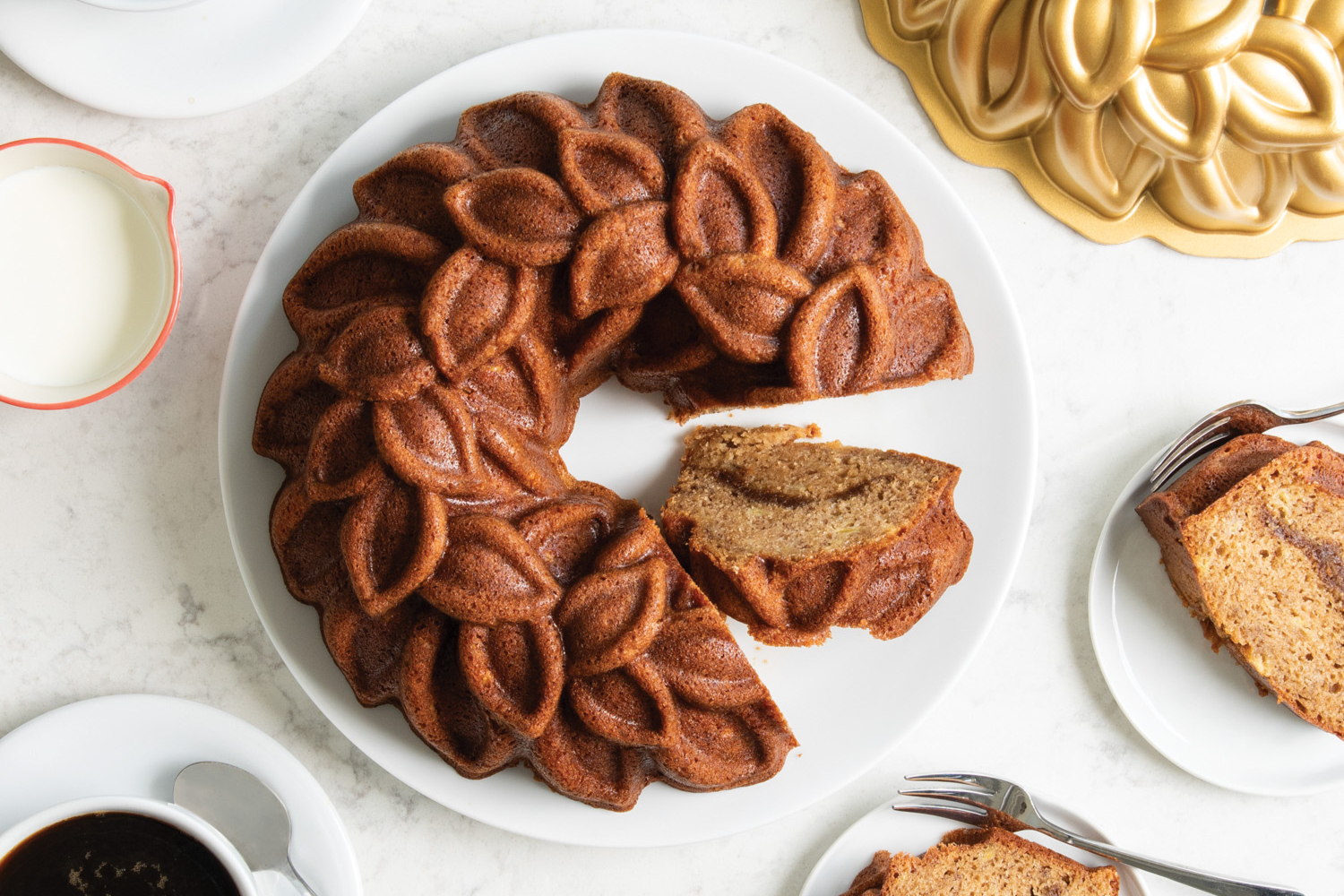 Banana Bread Laurel Wreath Bundt Cake