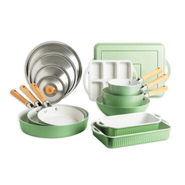 cardamom cookware and bakeware complete set on white background