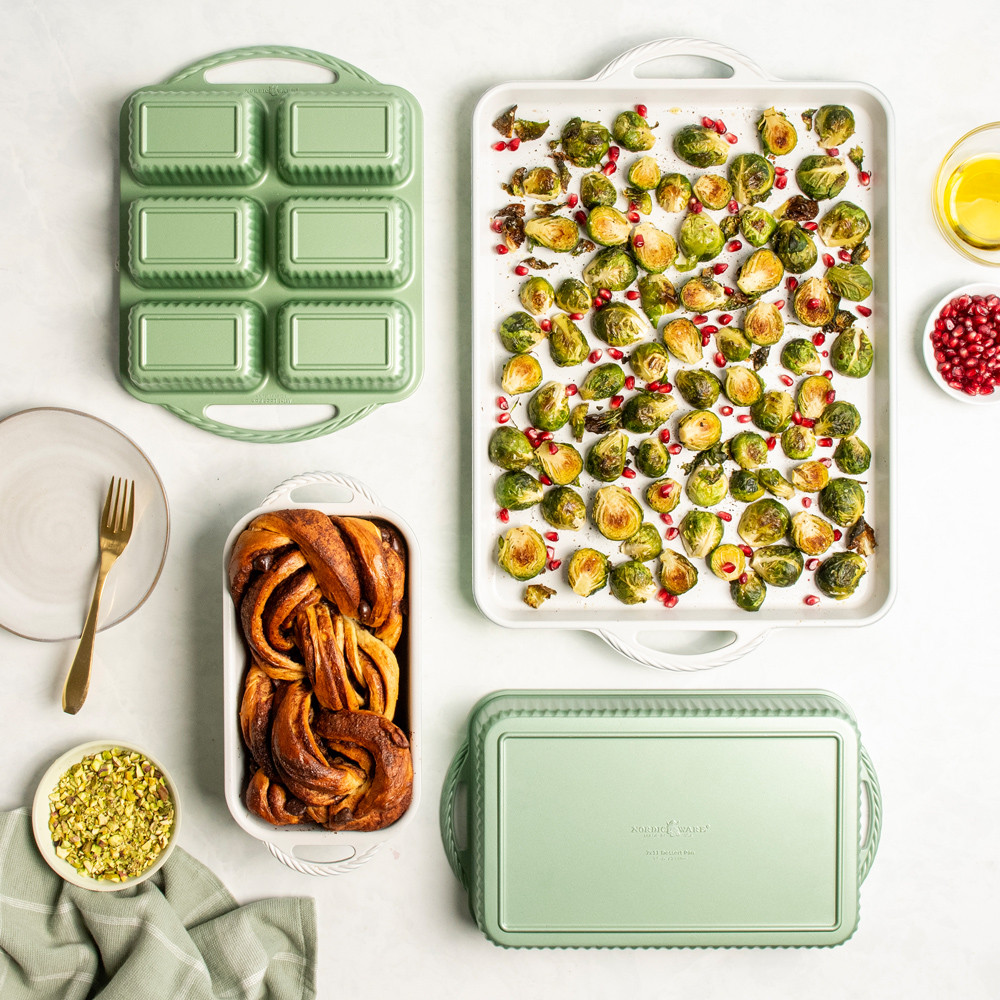 Image of 10 Piece Cardamom Cookware Set in a ktichen scene